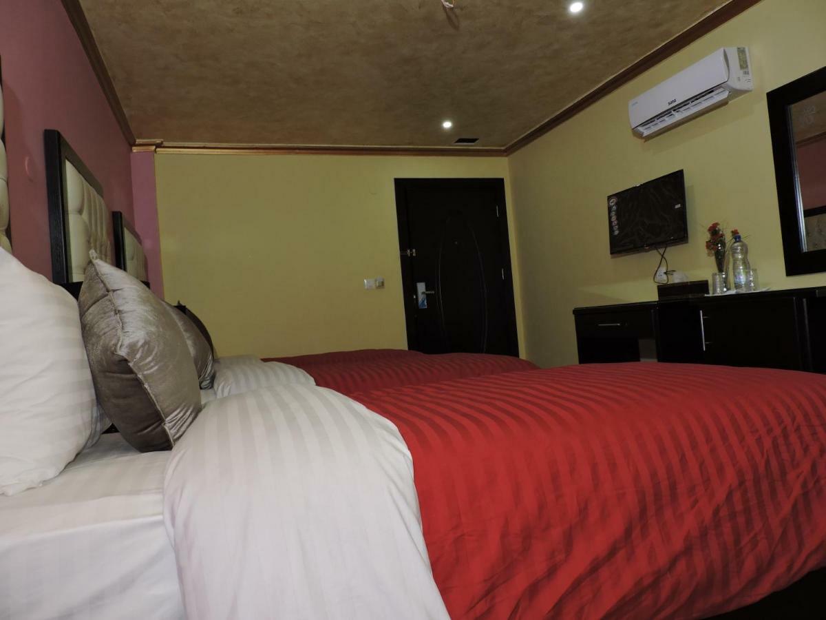 Valentine Inn Luxury Vádi Músza Kültér fotó