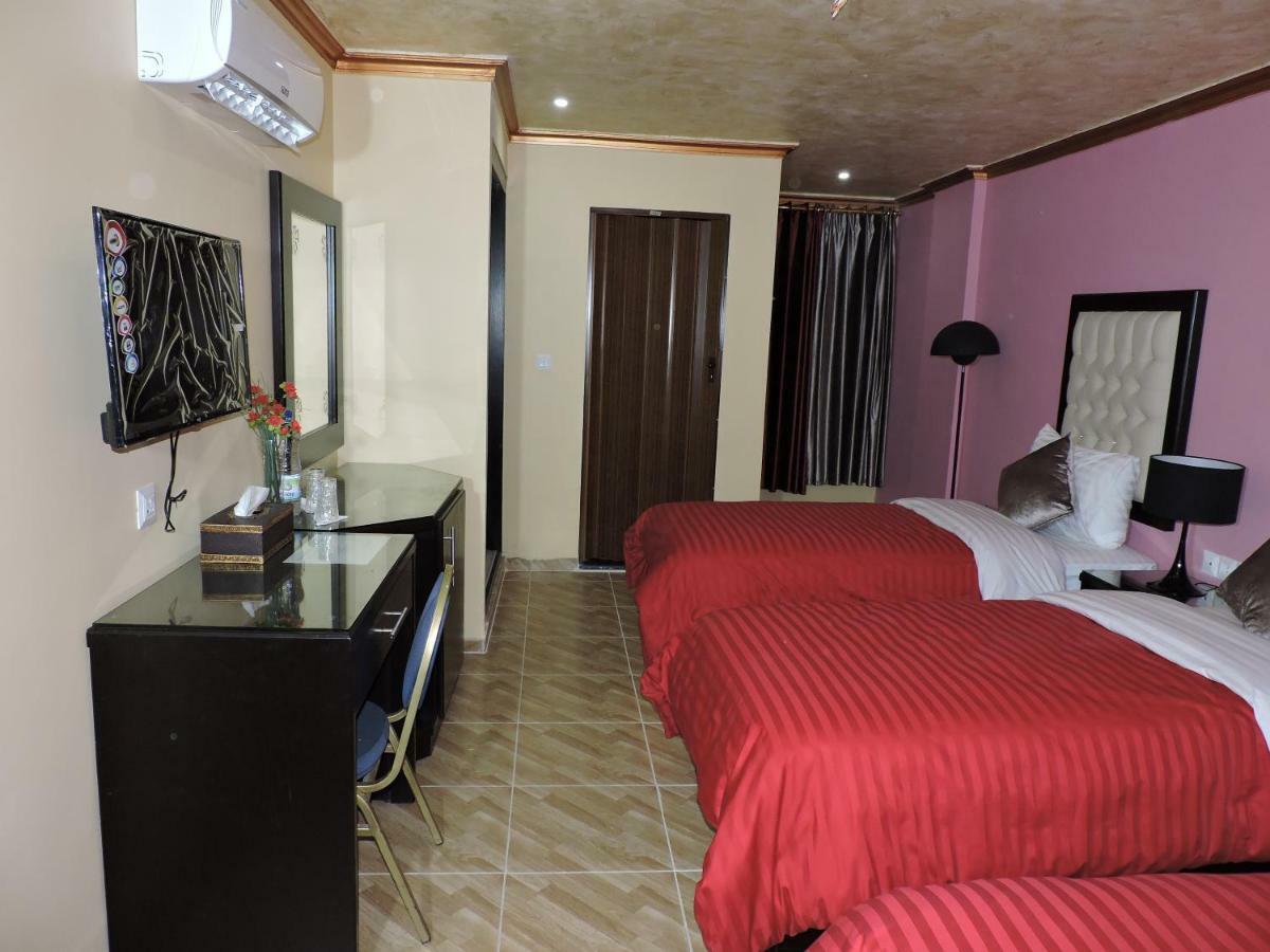 Valentine Inn Luxury Vádi Músza Kültér fotó