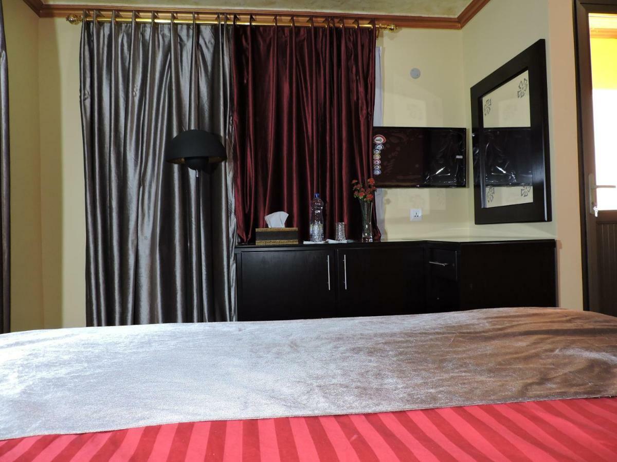 Valentine Inn Luxury Vádi Músza Kültér fotó