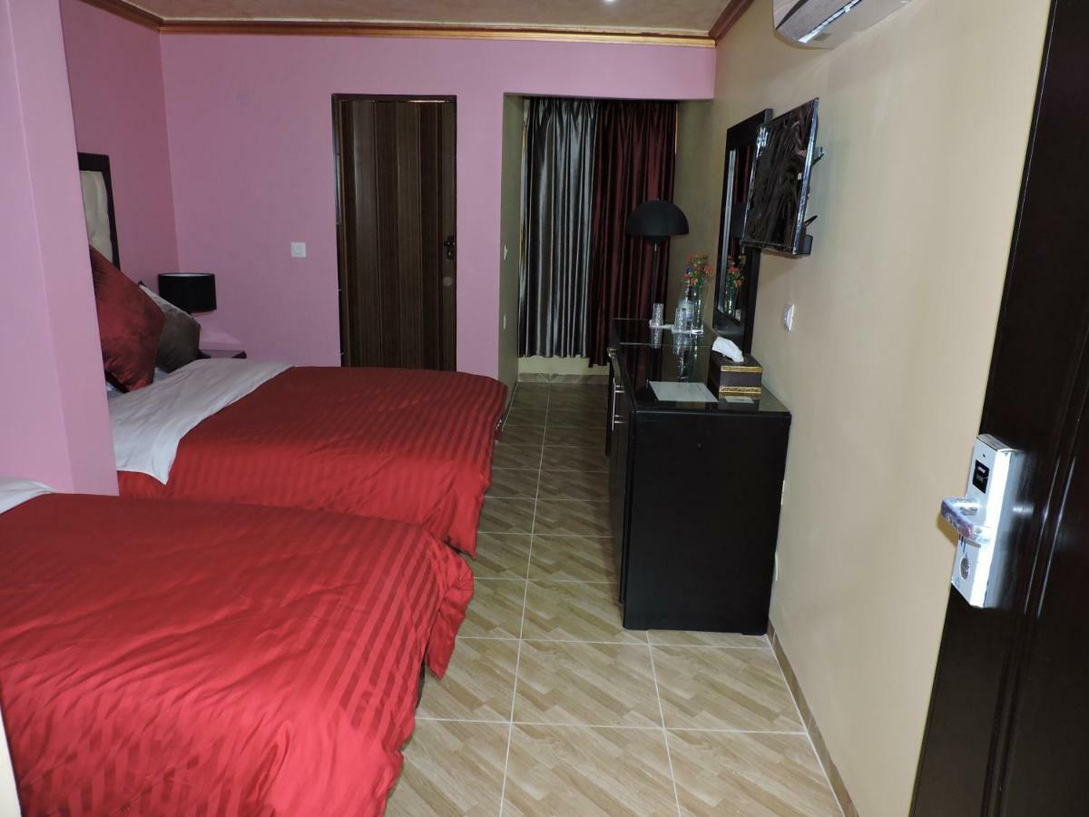 Valentine Inn Luxury Vádi Músza Kültér fotó