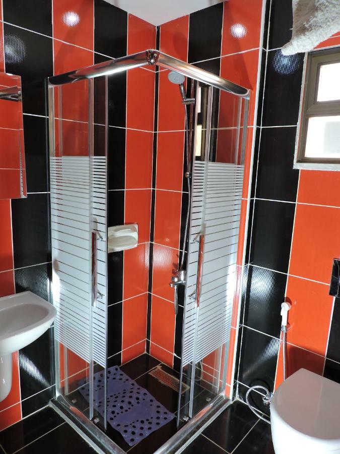 Valentine Inn Luxury Vádi Músza Kültér fotó